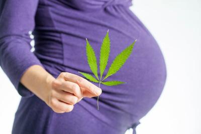 El consumo de marihuana durante el embarazo podría aumentar la probabilidad de complicaciones