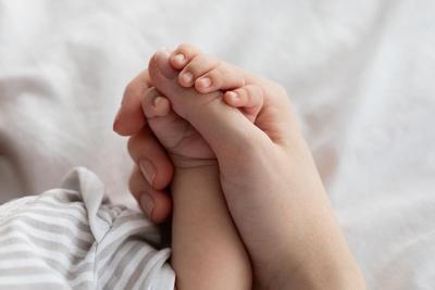 Los niveles de fertilidad humana deben ser más altos para evitar la extinción