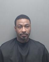 Marshall police search for kidnapping suspect