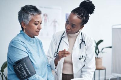 Actualización de las directrices sobre accidentes cerebrovasculares, centrándose en las mujeres y los GLP-1