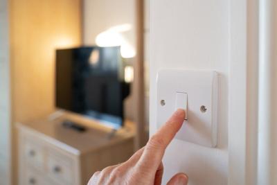 La luz brillante por la noche podría aumentar el riesgo de desarrollar diabetes