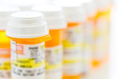 Demasiados medicamentos: la 'polifarmacia' puede perjudicar mucho a las personas con enfermedad de  Alzheimer