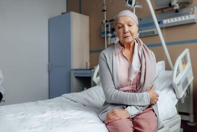 La inmunoterapia funciona tan bien en pacientes mayores con cáncer como en adultos jóvenes