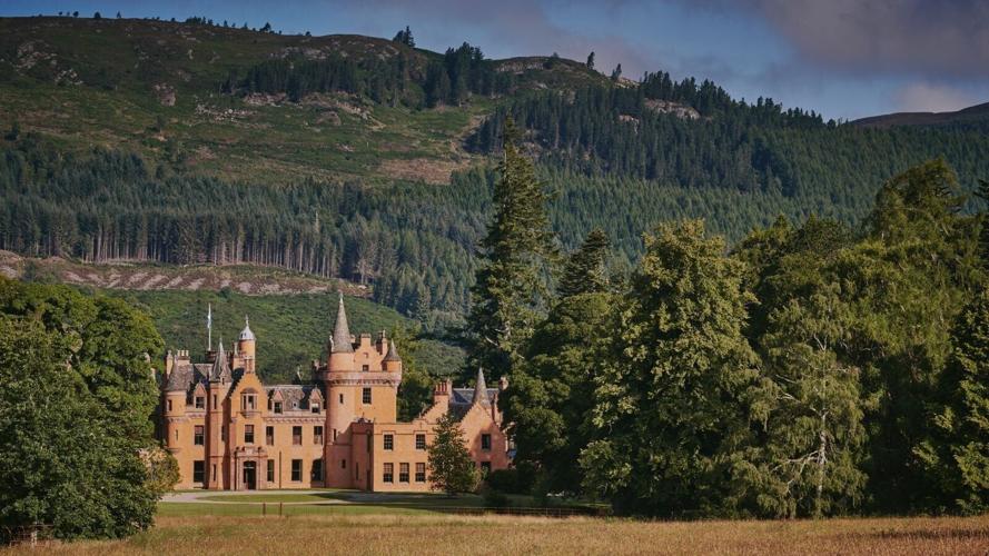 aldourie castle - 1