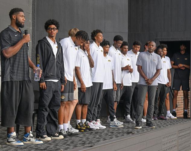 The Mizzou men’s basketball team takes the stage