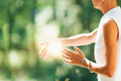 El Tai Chi puede beneficiar a las sobrevivientes de cáncer de mama de múltiples maneras