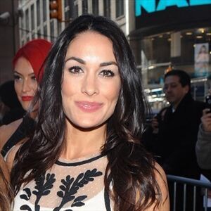 Brie Bella wants fans to see birth-Image1